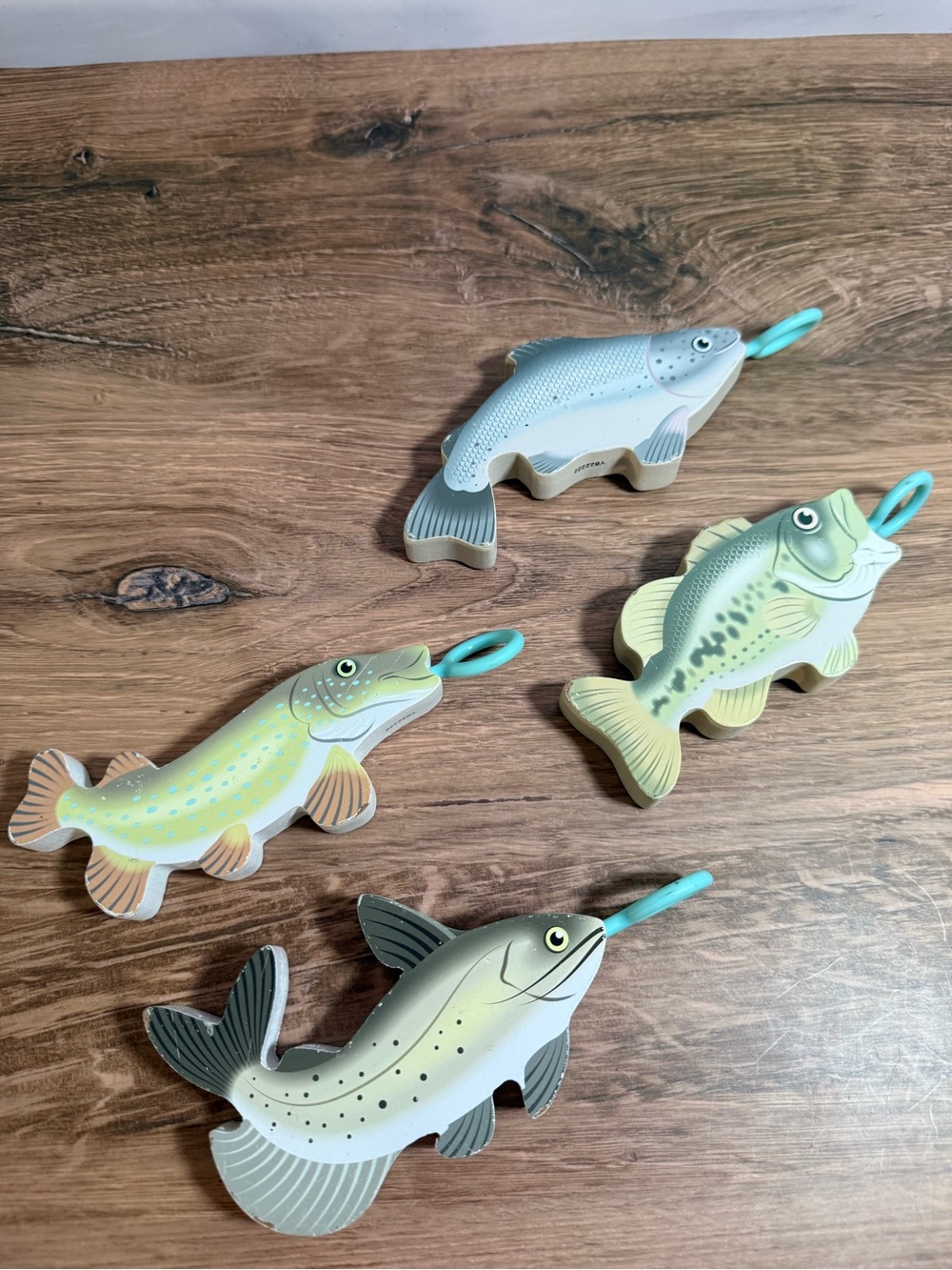 Melissa & Doug Let’s Explore Fishing Play Set Replacement Fish Lot of 4